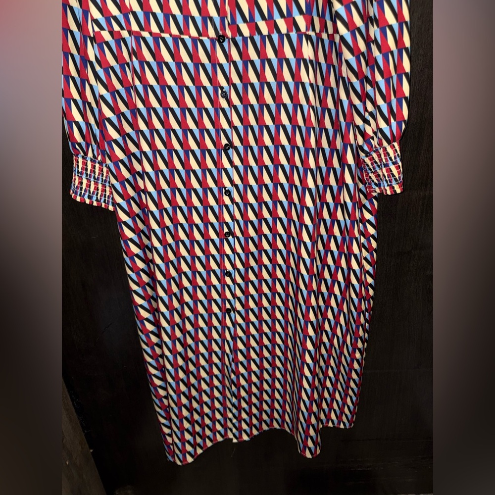 Geometric Patterned Long Sleeve Dress - Picture 2 of 5